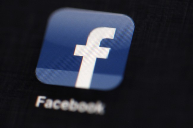 Facebook accused of violating kids privacy - image