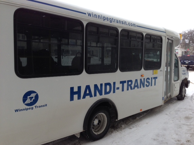 Seniors and Manitobans with mobility issues can get connected with transportation to attend vaccine appointments through a new service.