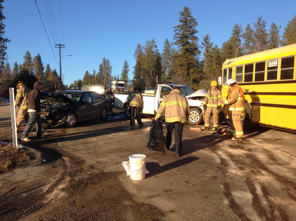 Crash involves Kelowna school bus - image