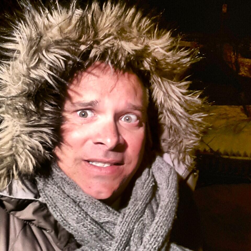 Global Calgary's Scott Fee shows off his shivery selfie -- doesn't look like he's enjoying the cold.