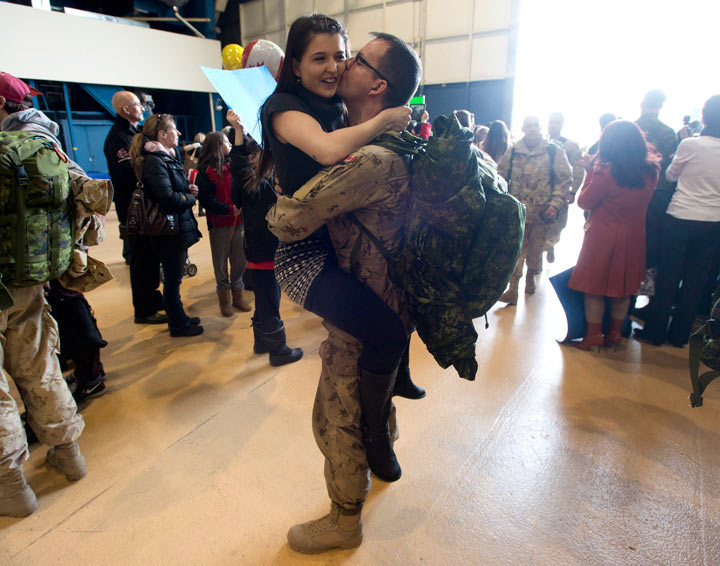 Afghan soldiers home