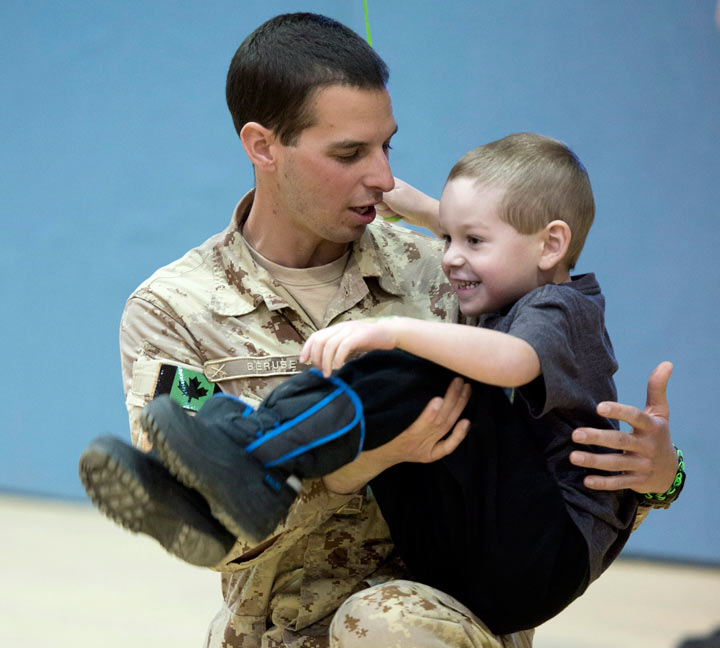 Afghan soldiers home