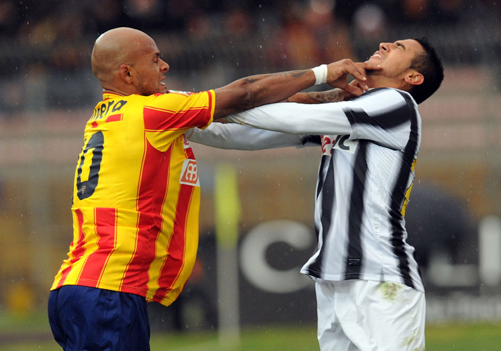 A new study suggests that anger may trigger heart attacks, strokes and other heart disease problems especially in the two hours immediately after seeing red.