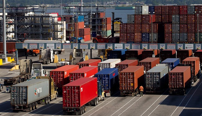 Port Metro Vancouver wants to shift container traffic times - image