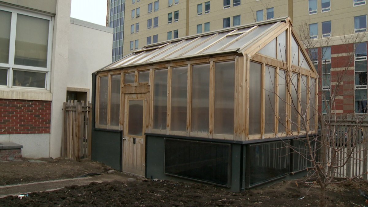New off-grid, four-season bubble greenhouse opens on SAIT campus.
