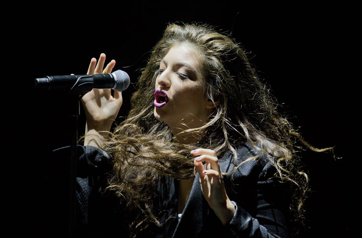 Lorde performs at Osheaga