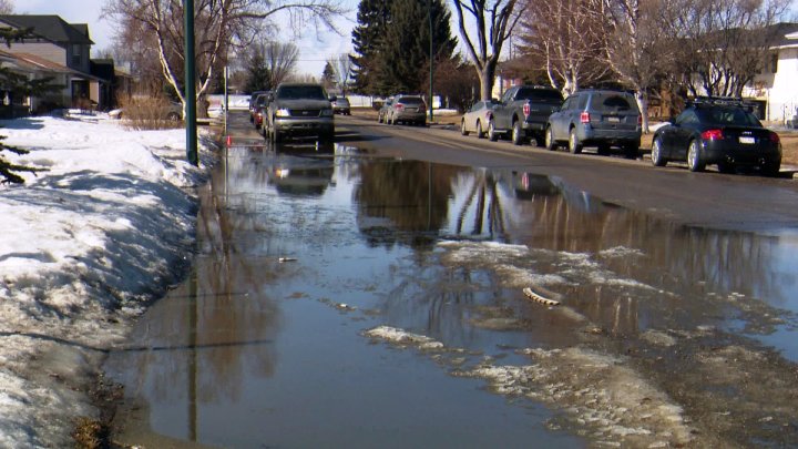 Snow melting Calgary | News, Videos & Articles