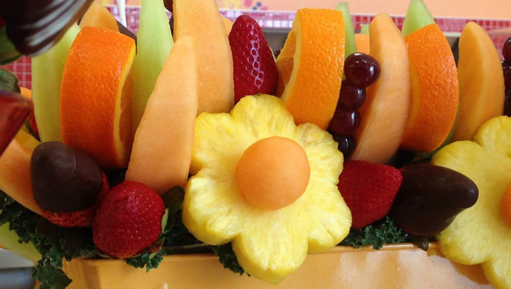 Edible Arrangements has come to Saskatoon and is featured in Food for Thought.