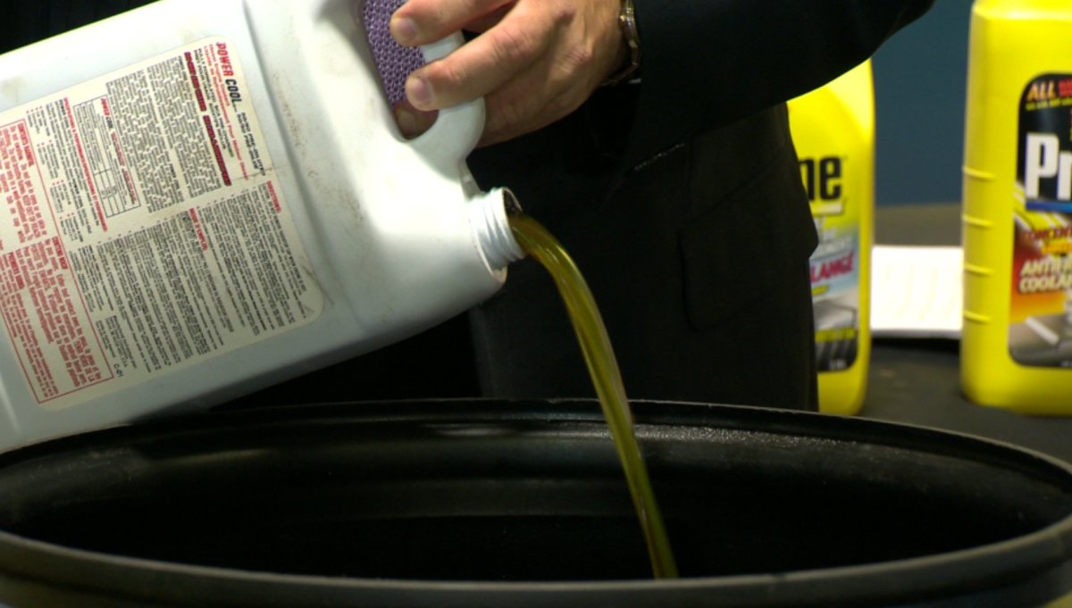 Beginning April 1, you'll be able to pour out used antifreeze at 35 eco-centres around the province.