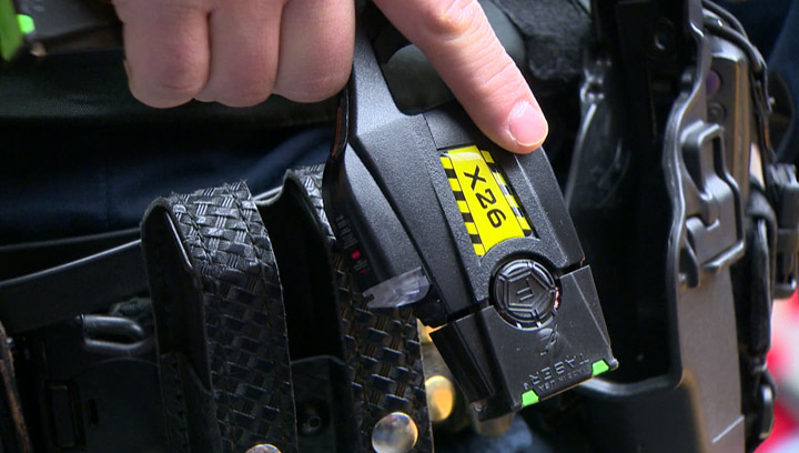 Saskatoon police use Taser to disarm woman brandishing butcher knife.
