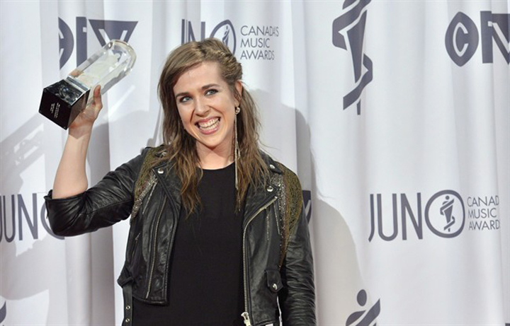 2013 Juno winner Serena Ryder will co-host the 2014 awards on March 30 in Winnipeg.