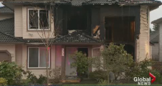 Fire destroys a home in Surrey - BC | Globalnews.ca