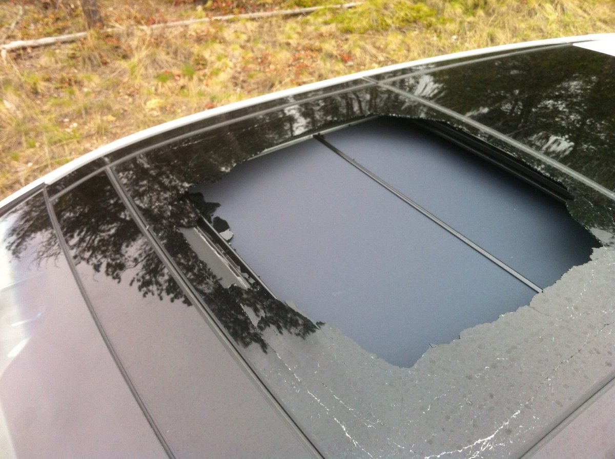 Lorilee Bell said the sun roof of her 2013 Hyundai Santa Fe Sport randomly exploded while driving along Highway 3. 