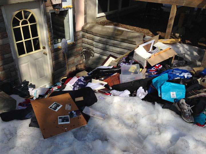 Scene outside of the home where the altercation took place. (Bryan Mullan/Global News)
