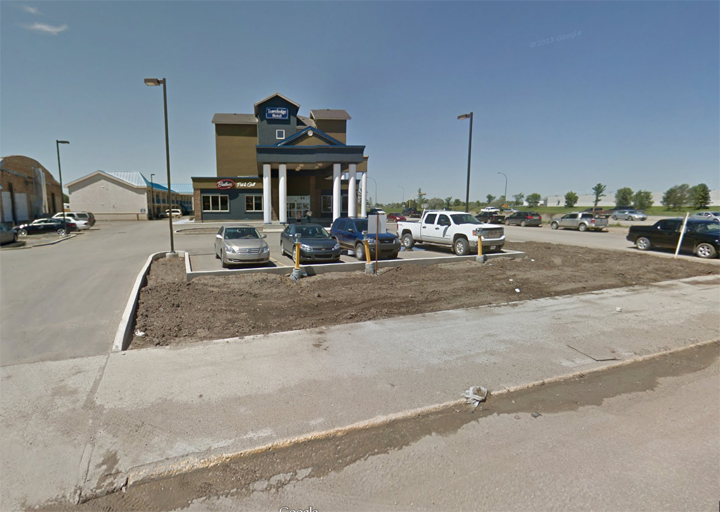 A restaurant in southeastern Saskatchewan is being investigated by the federal government after two waitresses say they and two other staff members lost their jobs to foreign workers.