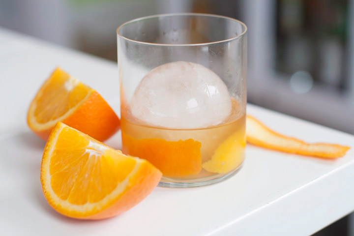 Old Fashioned, a bourbon cocktail