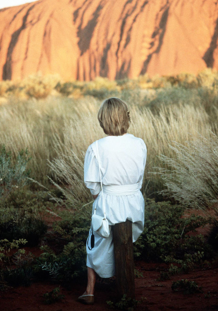 Diana views Ayers Rock in 1983.