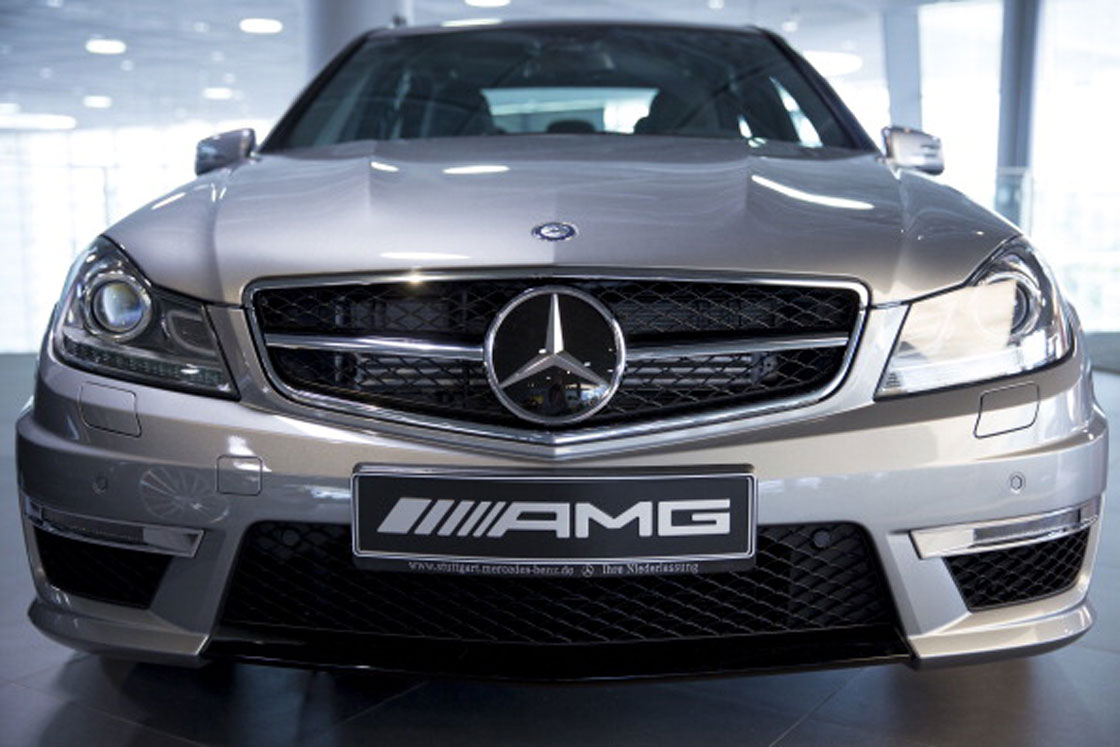 Mercedes is recalling more than a quarter of a million vehicles in North America to correct a light malfunction.