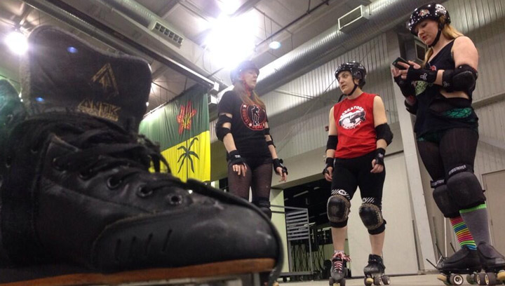 Melissa strapped on the skates to try out roller derby on the Morning News.