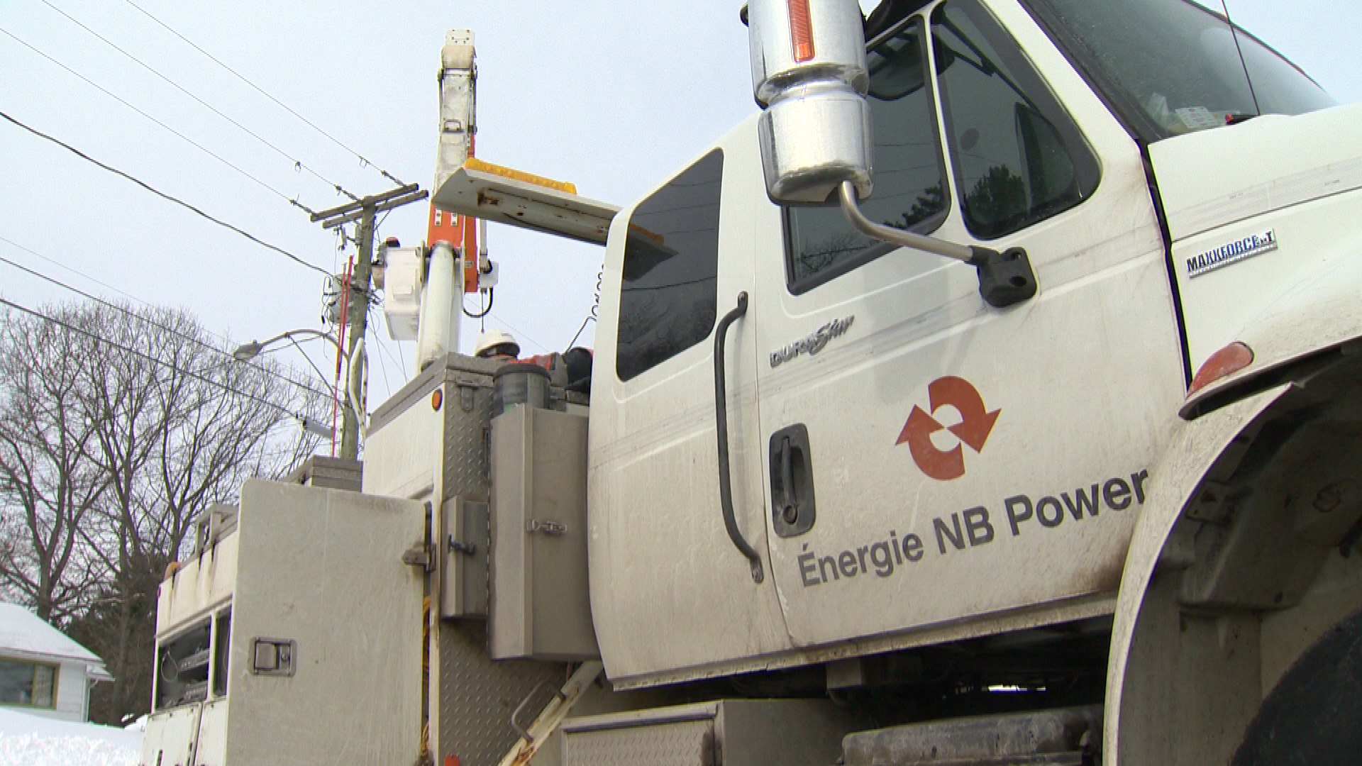 MLAs debate whether NB Power should be able to cut service during winter weather