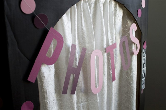 DIY photo booth forgoes frills focuses on fun