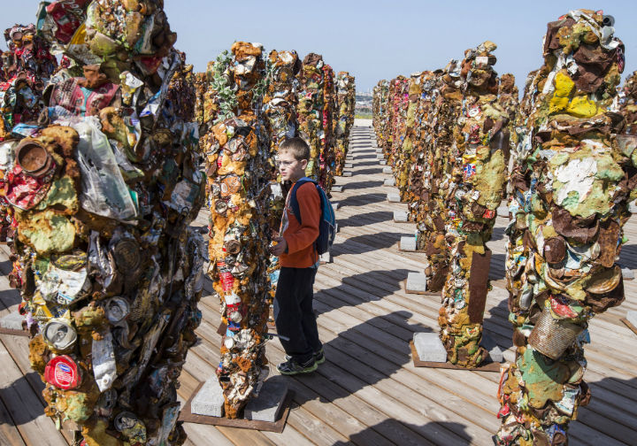IN PHOTOS: 'Trash People' stand ground at Tel Aviv landfill