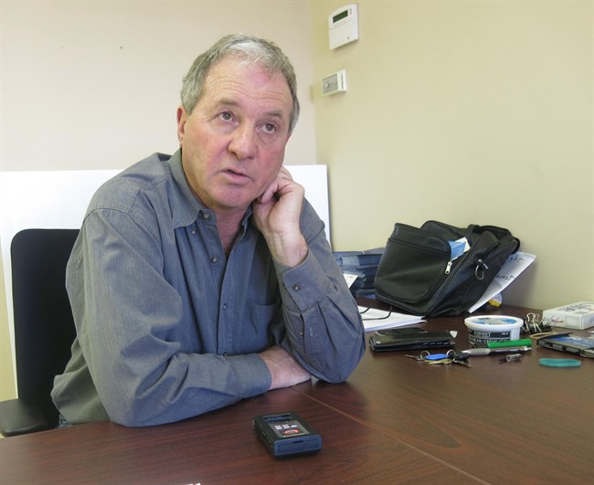 Former Alberta cabinet minister Ron Liepert is posing a serious challenge to MP Rob Anders for the Conservative nomination in the Calgary riding of Signal Hill.