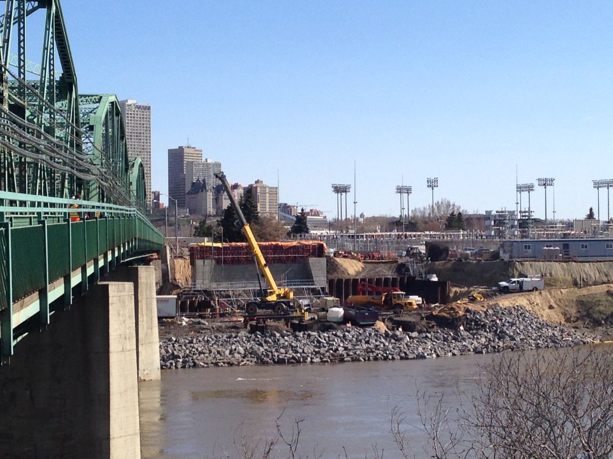 Walterdale Bridge construction, May 2, 2014.