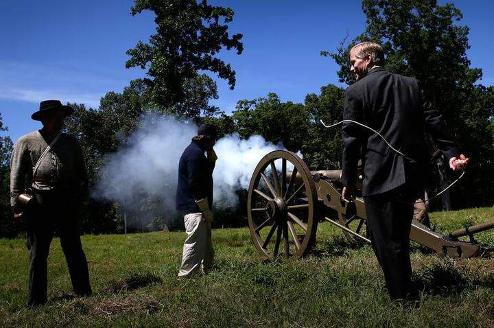 VA Governor McDonnell Visits Civil War Battleground