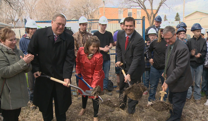 Provincial government and Habitat for Humanity team up to help Saskatoon families become homeowners.