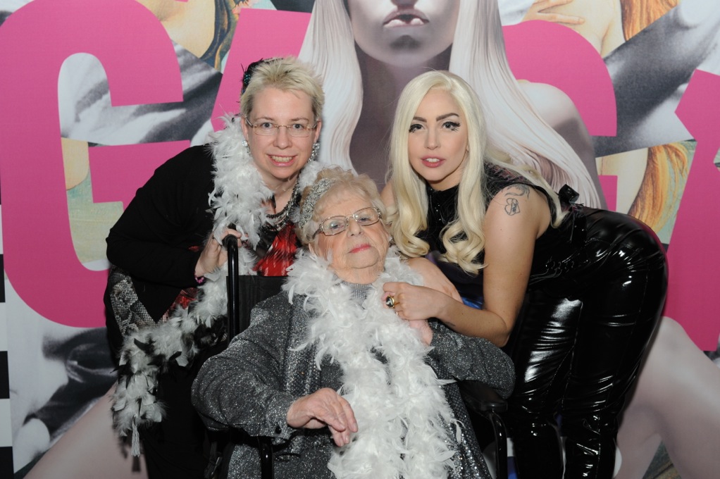 ‘blinged Out 86 Year Old Among Lady Gagas Biggest Fans Globalnewsca 