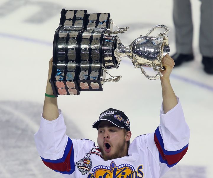 VIDEO) Edmonton Oil Kings beat Guelph 6-3 to win 2014 Memorial Cup