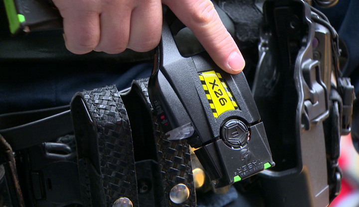 Saskatoon police to review Taser use on man who appeared set to stab himself.