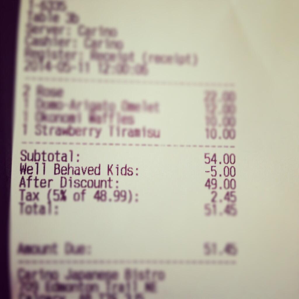 A photo posted on Reddit shows a discount for 'well behaved kids.'.