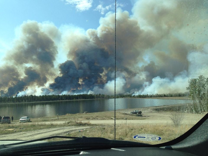 Remaining residents evacuated from northern Saskatchewan community due to forest fire.
