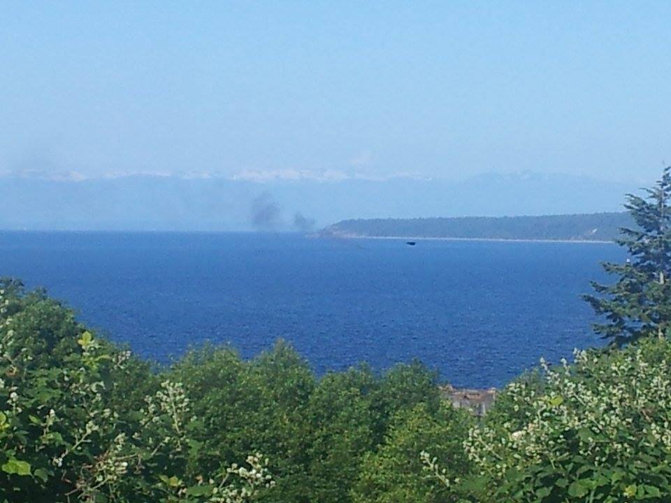 Boat fire near Harwood Island prompts ferry assisted rescue - image