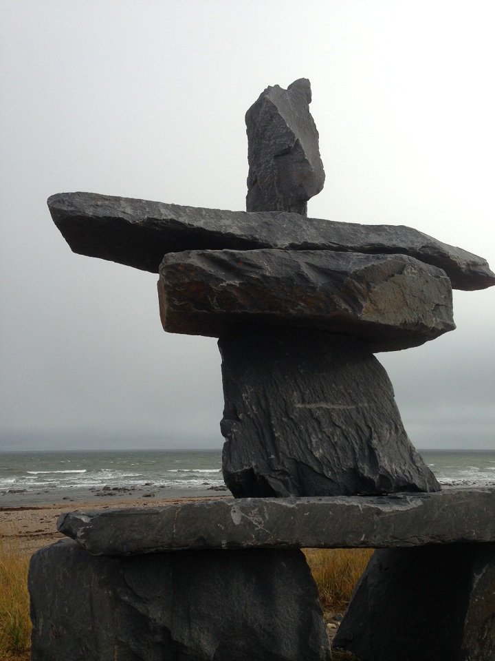 The federal and provincial governments will spend $22 million on a marine observatory to be built in Churchill, Man.