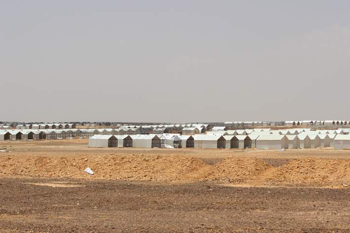 Shelters under construction in Azraq Camp