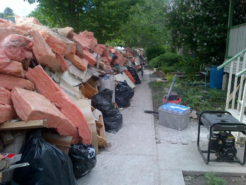 This photo was taken the week after the flood in the Roxboro/Rideau area.