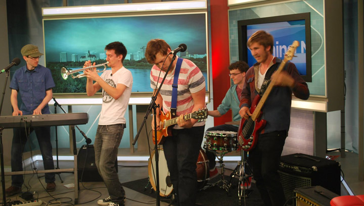 Misterfire performs "Darling, This is War" on the Morning News.