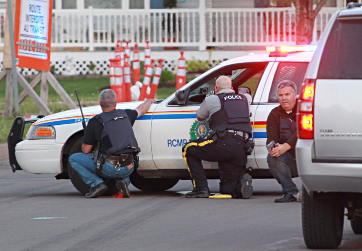 Moncton Manhunt: Shooting Suspect Justin Bourque Arrested | Globalnews.ca