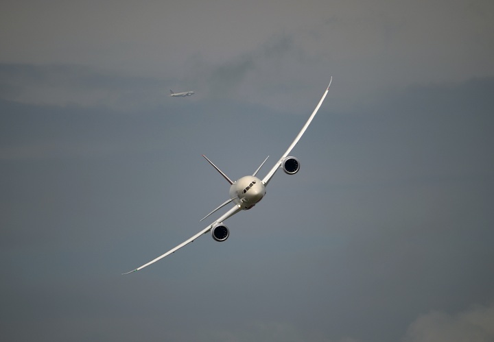 Quebec is investing in two aerospace companies based in the province to help improve productivity.