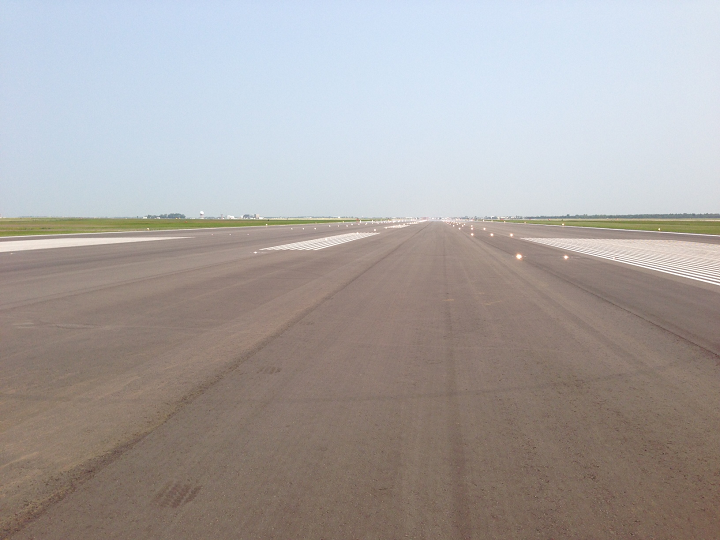 Winnipeg Richardson International Airport new runway