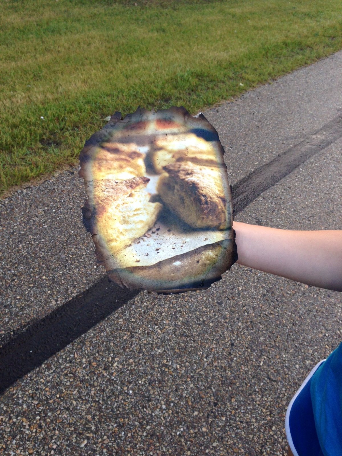 Large fire destroys three homes in Globalnews.ca