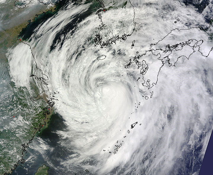 Tropical storm Neoguri wallops central Japan - image