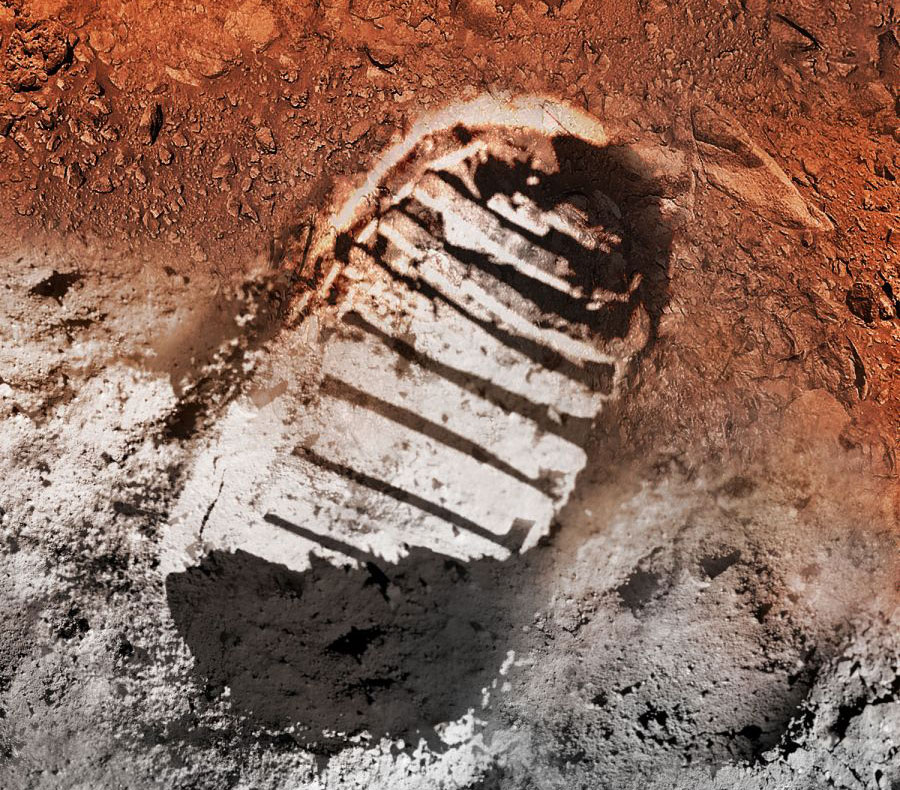 Will we ever see a human boot print on Mars?