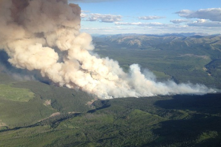 An aerial view of the Tumbler Ridge wildfire.