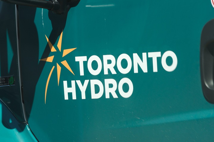 2,500 residents without power in Scarborough after pole fire: Toronto Hydro