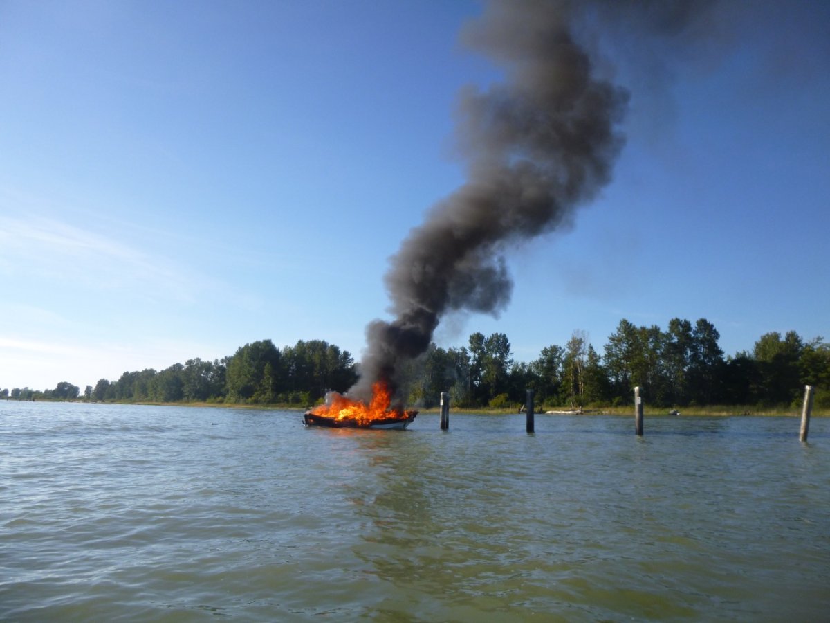 Fishing boat catches fire in Steveston; one person hurt BC