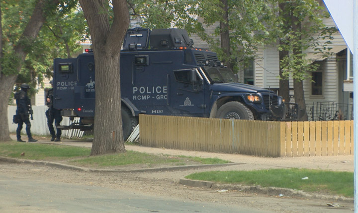 Saskatoon police dealing with a standoff in the 100-block of Avenue O South on Tuesday Aug. 12, 2014.